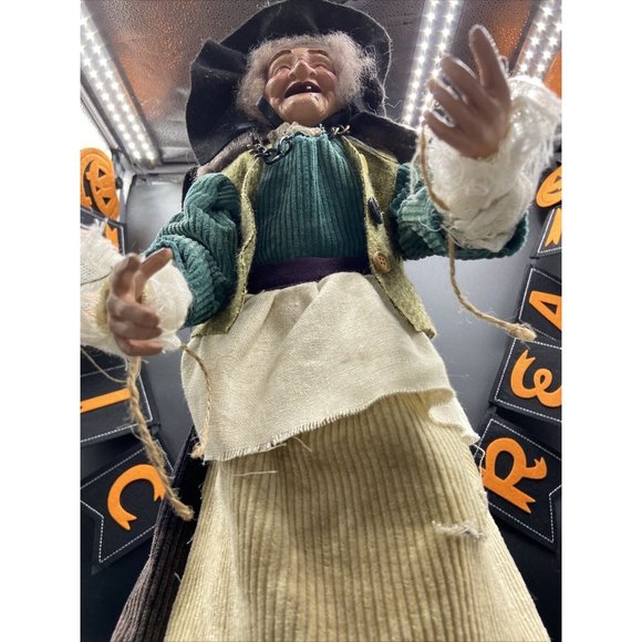 Vtg Halloween Witch Figure Est. 20" Tall Doll - Picture 10 of 13